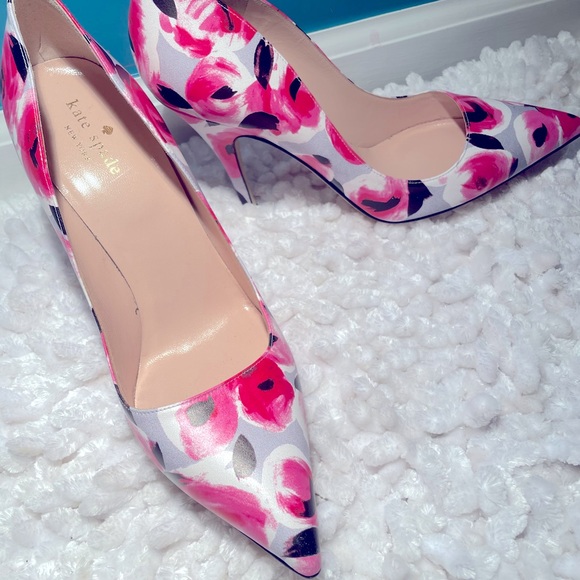 kate spade Shoes - Kate Spade Pumps